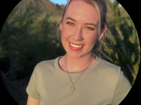 Ellie Hammond
